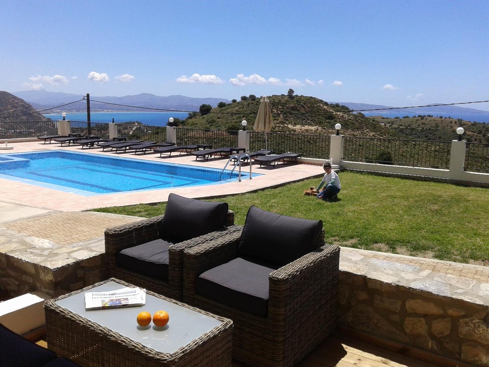 Lenikos Resort อาเยียกาลินี ภายนอก รูปภาพ
